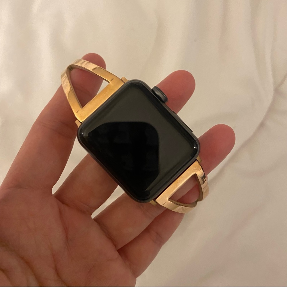 🦖 Brand new gold metal fancy strap for Apple Watch